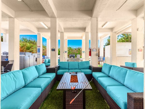 Beach Front 9 Bedroom Home with Private Pool & Views