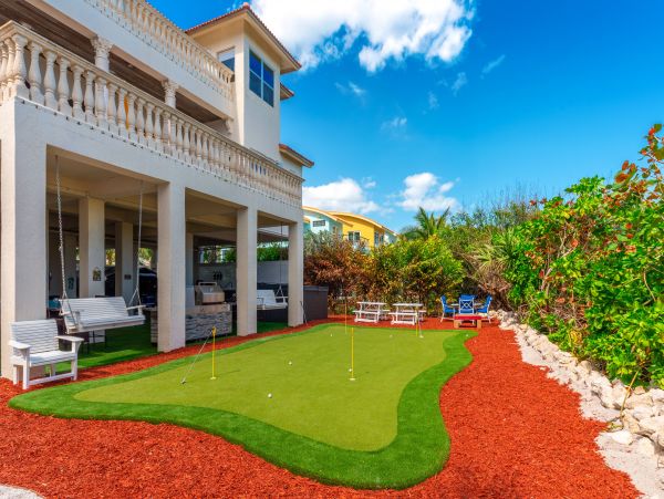 Beach Front 9 Bedroom Home with Private Pool & Views