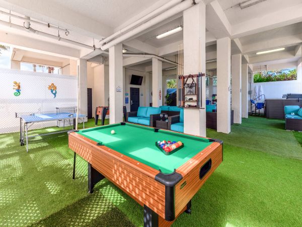 Beach Front 9 Bedroom Home with Private Pool & Views