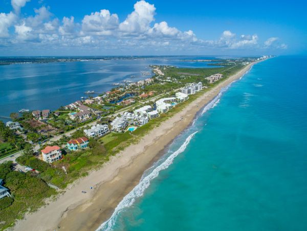 Beach Front 9 Bedroom Home with Private Pool & Views