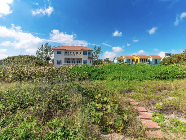 Beach Front 9 Bedroom Home with Private Pool & Views