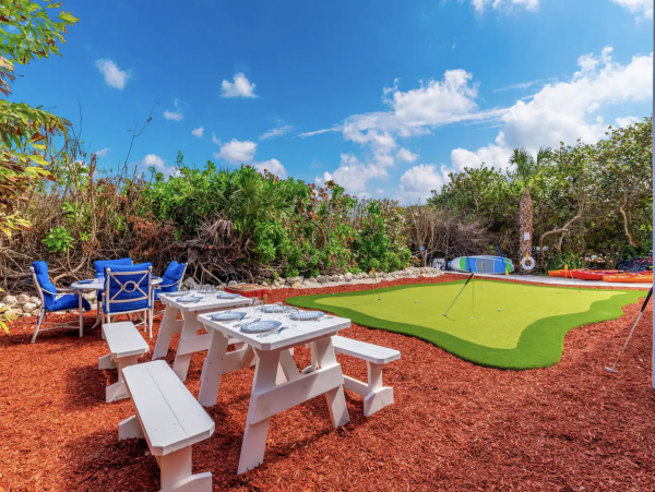 Beach Front 9 Bedroom Home with Private Pool & Views