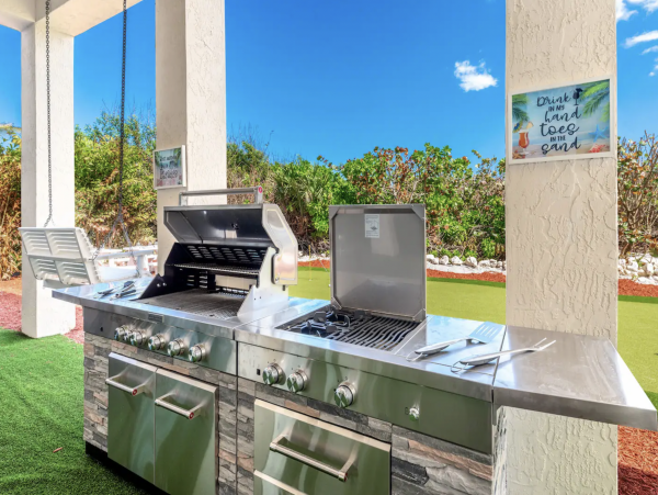Beach Front 9 Bedroom Home with Private Pool & Views