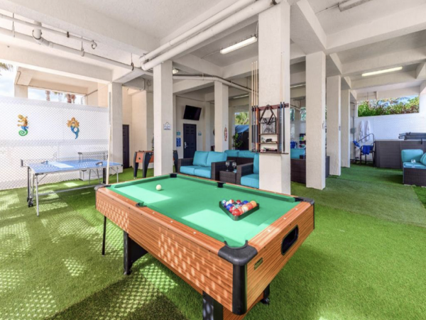 Beach Front 9 Bedroom Home with Private Pool & Views