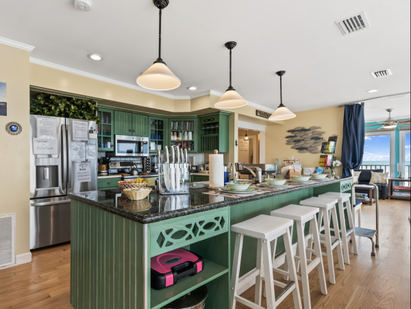 Beachfront  8 Bedroom Luxury  Beach House