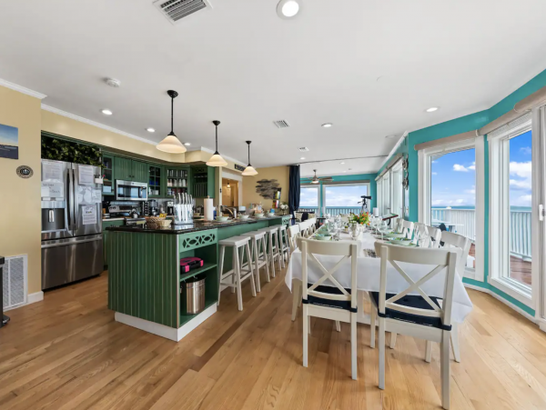 Beachfront  8 Bedroom Luxury  Beach House
