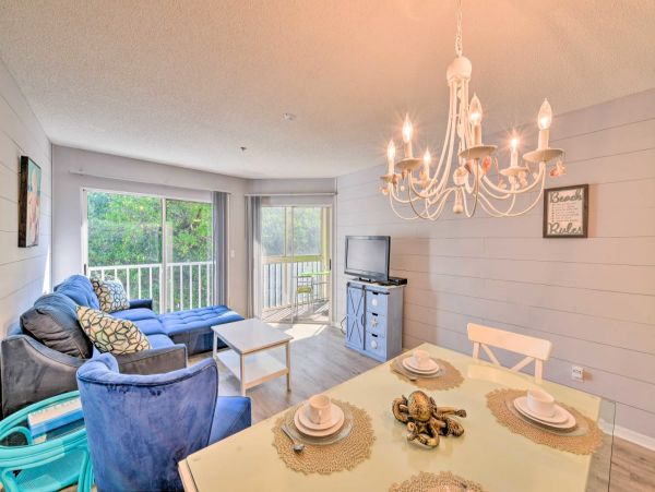 Vacation Condo On Anna Maria Island Sleeps 6 Guests