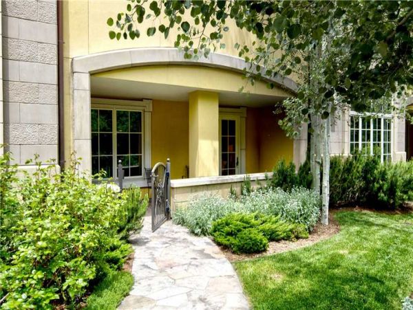 Gorgeous Lionshead Vacation Condo Walk to Lift Sleeps 6
