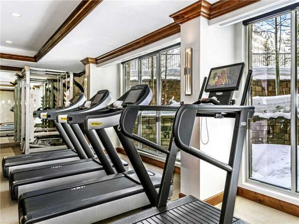 Gorgeous Lionshead Vacation Condo Walk to Lift Sleeps 6