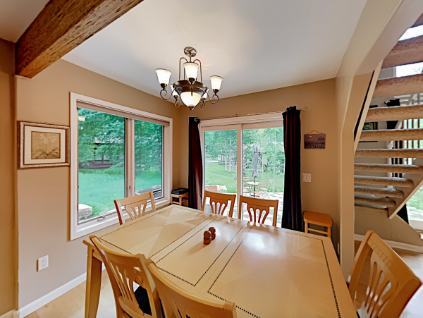 East Vail Townhome Walk to Shuttle Stop 3 Bedrooms Sleeps 6