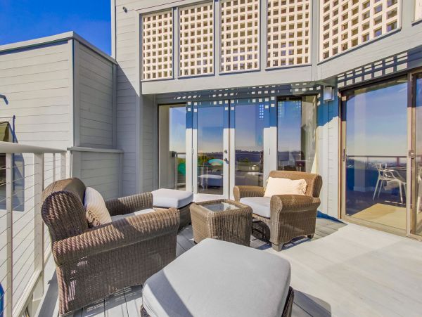 San Diego Beach Communities North Condo 996191