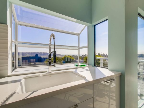 San Diego Beach Communities North Condo 996191
