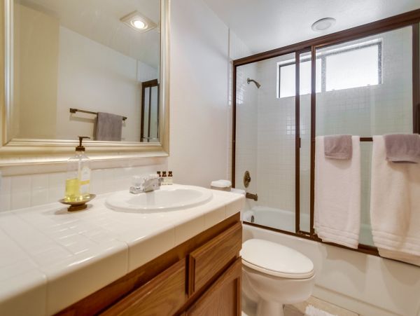 San Diego Beach Communities North Condo 996191