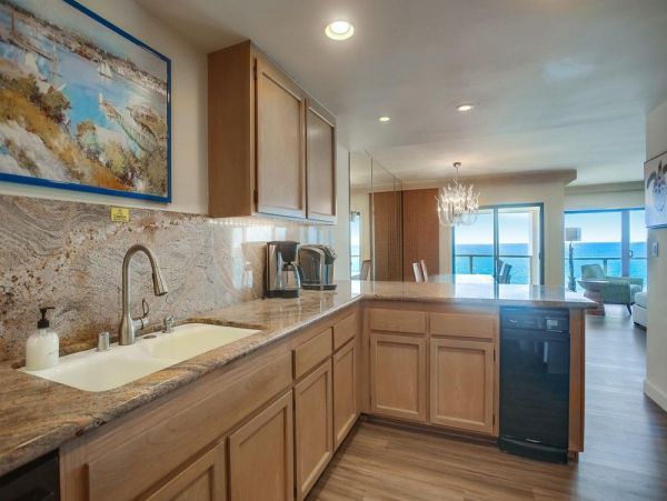 San Diego Beach Communities North Condo 996192