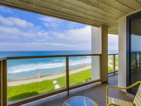 San Diego Beach Communities North Condo 996192