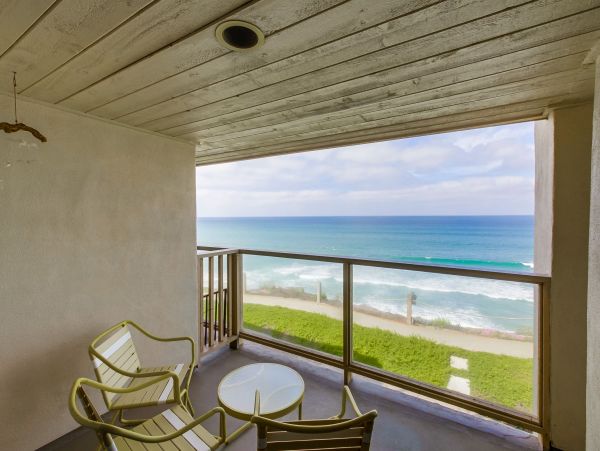 San Diego Beach Communities North Condo 996192