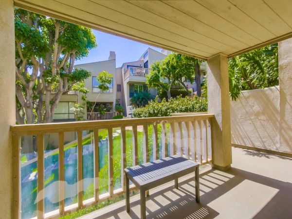 San Diego Beach Communities North Condo 996193