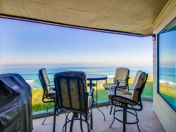 San Diego Beach Communities North Condo 996194