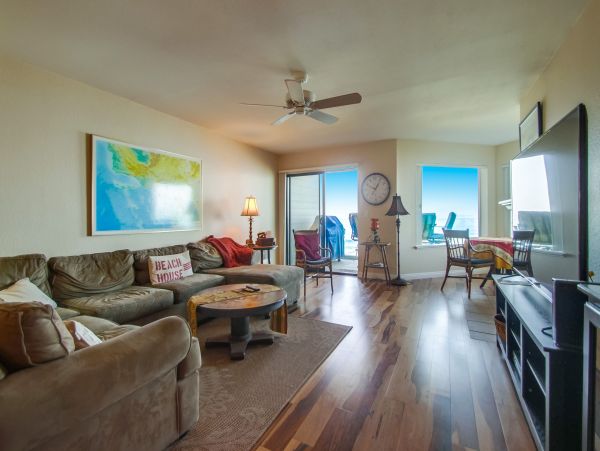 San Diego Beach Communities North Condo 996194
