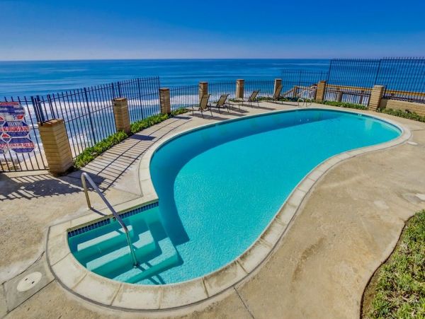 San Diego Beach Communities North Condo 996195