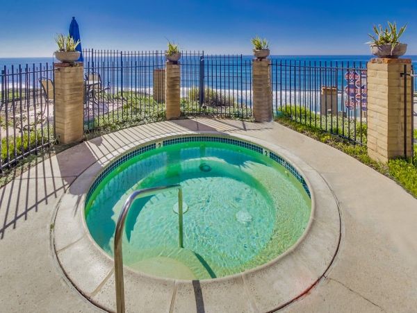 San Diego Beach Communities North Condo 996195
