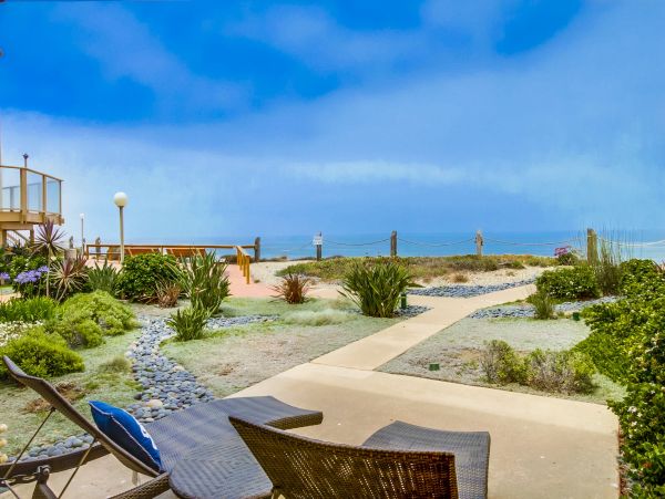 San Diego Beach Communities North Condo 996196