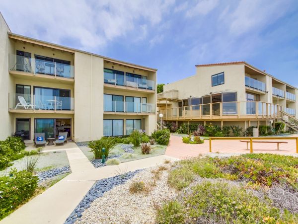 San Diego Beach Communities North Condo 996196