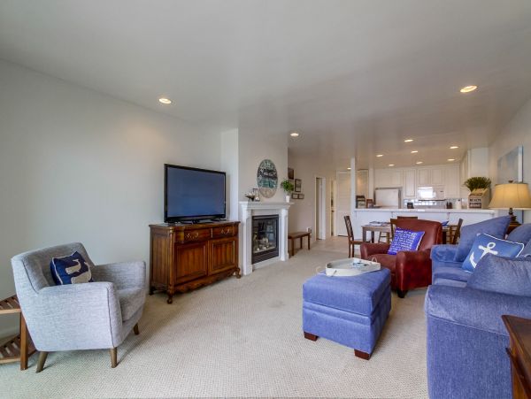 San Diego Beach Communities North Condo 996196