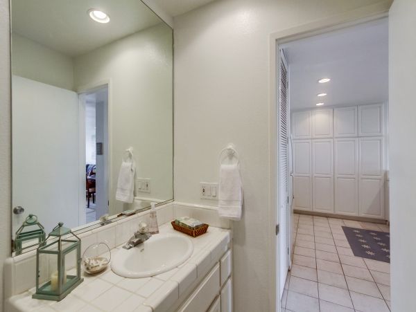 San Diego Beach Communities North Condo 996196