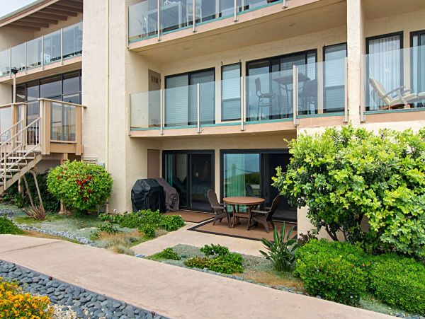San Diego Beach Communities North Condo 996198