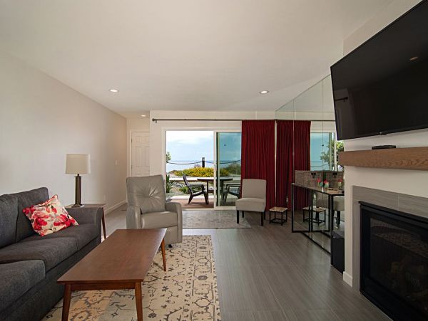 San Diego Beach Communities North Condo 996198