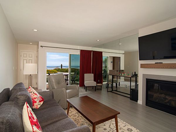 San Diego Beach Communities North Condo 996198