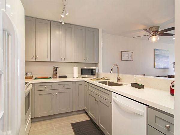 San Diego Beach Communities North Condo 996198