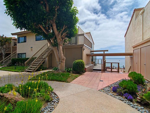 San Diego Beach Communities North Condo 996198