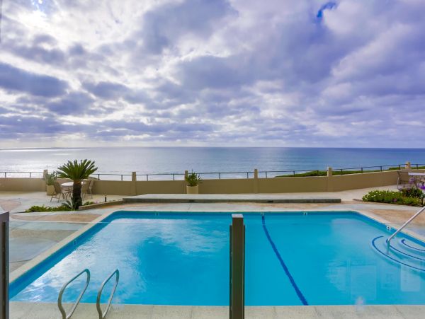 San Diego Beach Communities North Condo 996199