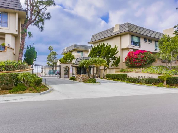San Diego Beach Communities North Condo 996199