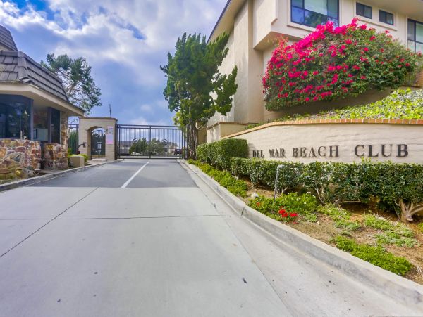 San Diego Beach Communities North Condo 996199