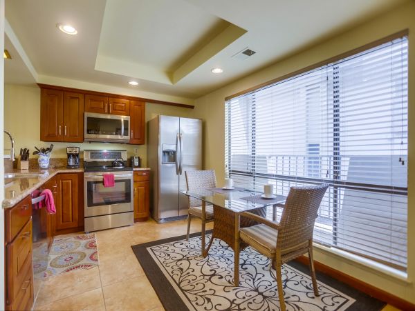 San Diego Beach Communities North Condo 996199