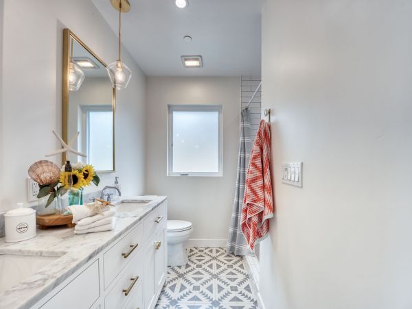 San Diego Beach Communities North Home 996200