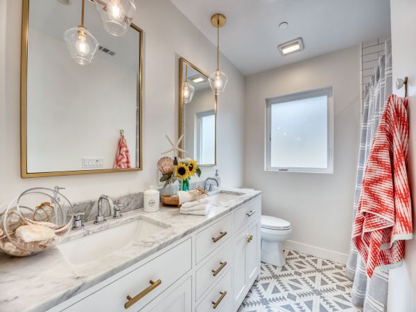 San Diego Beach Communities North Home 996200