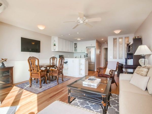 San Diego Beach Communities North Condo 996201