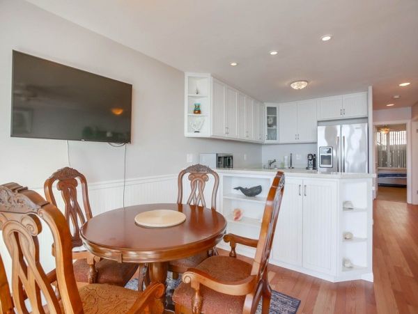 San Diego Beach Communities North Condo 996201