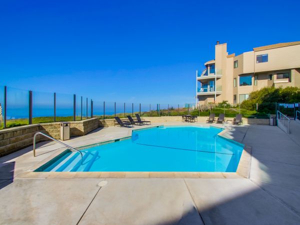 San Diego Beach Communities North Condo 996202