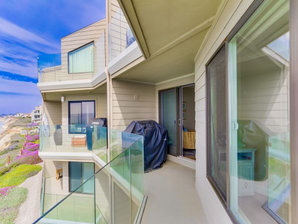 San Diego Beach Communities North Condo 996202