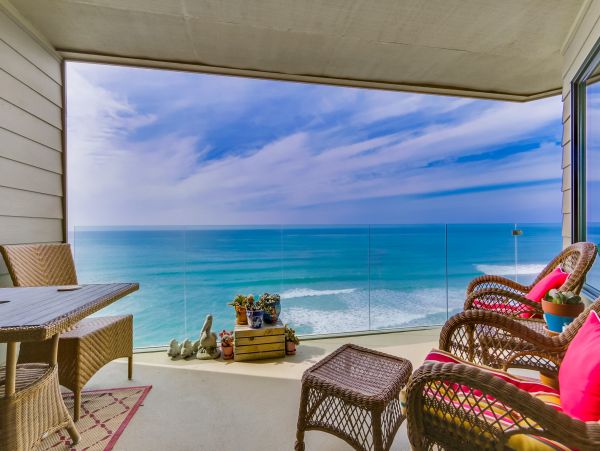 San Diego Beach Communities North Condo 996202