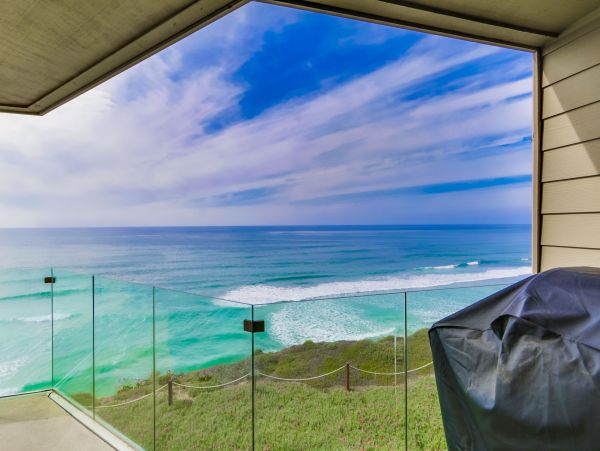 San Diego Beach Communities North Condo 996202
