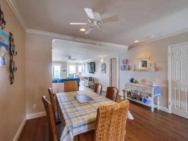 San Diego Beach Communities North Condo 996202
