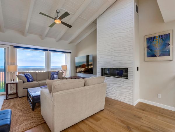 San Diego Beach Communities North Condo 996203