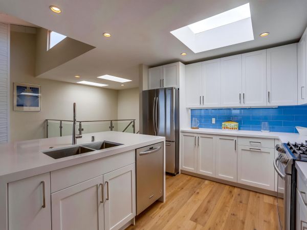 San Diego Beach Communities North Condo 996203