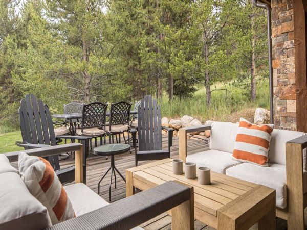 Luxurious Cozy Vacation Home In Big Sky 12 Guests